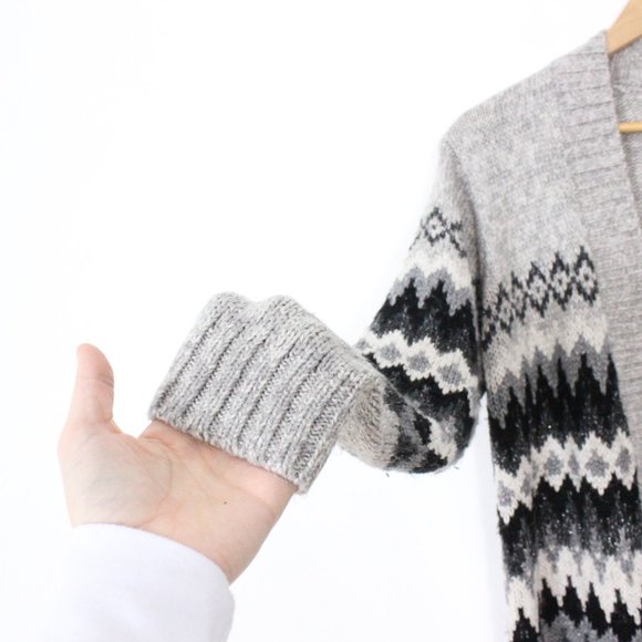 *American Eagle Grey Black Boho Cardigan - Picture 5 of 6